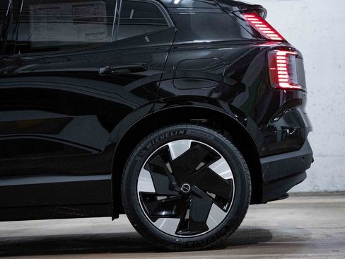 New 2026 Volvo EX30 Ultra image 4