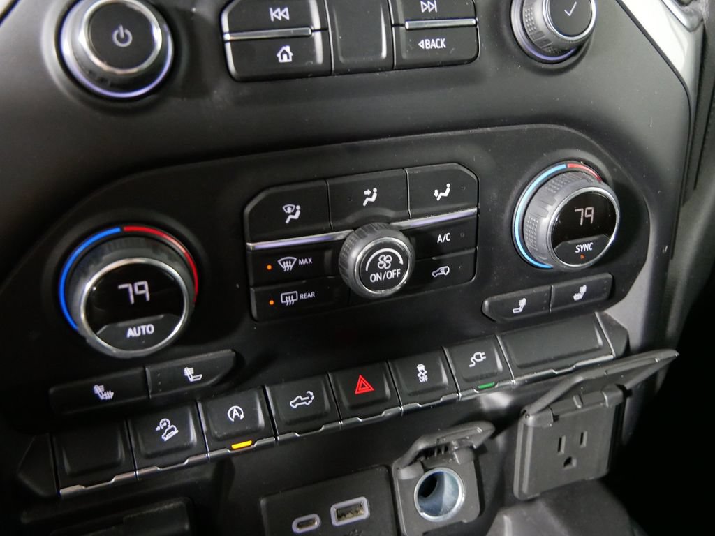 Used 2020 Chevrolet Silverado 1500 RST AWD/4WD image 26