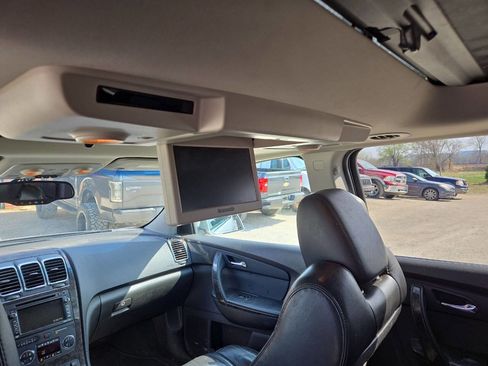 Used 2012 GMC Acadia Denali image 11