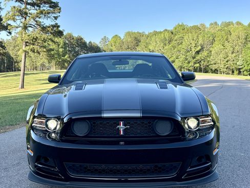 Used 2013 Ford Mustang Boss 302 RWD image 3