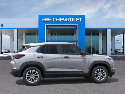 New 2026 Chevrolet TrailBlazer LS image 5