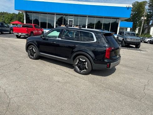 Used 2025 Kia Telluride S AWD/4WD image 22