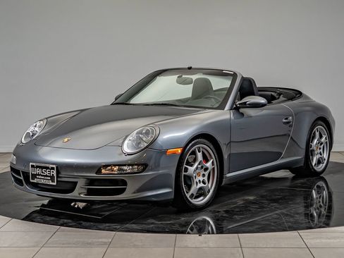 Used 2005 Porsche 911 Carrera S RWD image 12