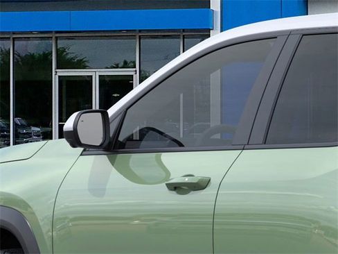 New 2026 Chevrolet Equinox LT image 12