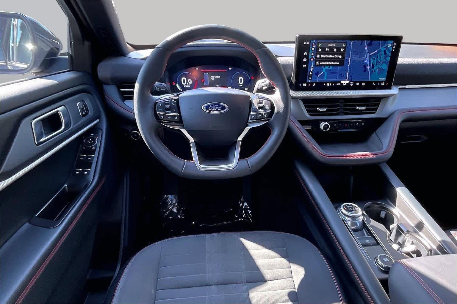 Used 2026 Ford Explorer ST-Line w/ ST-Line Street Pack RWD image 6
