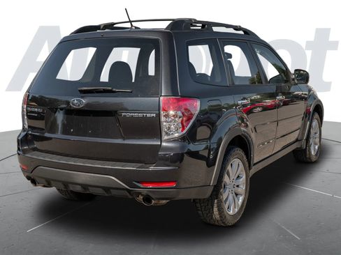 Used 2012 Subaru Forester 2.5X Limited AWD/4WD image 3