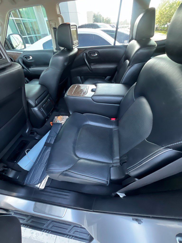 Used 2015 INFINITI QX80 2WD w/ 22" Wheel Package image 3
