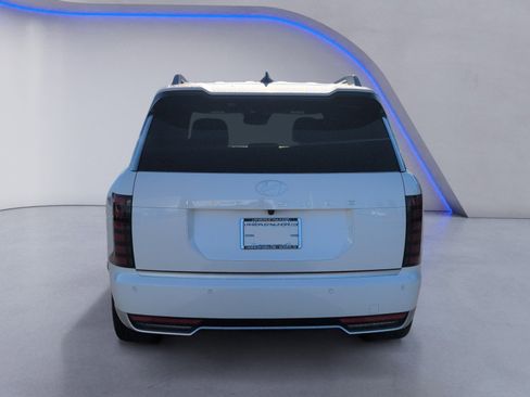New 2026 Hyundai Palisade Calligraphy FWD image 8