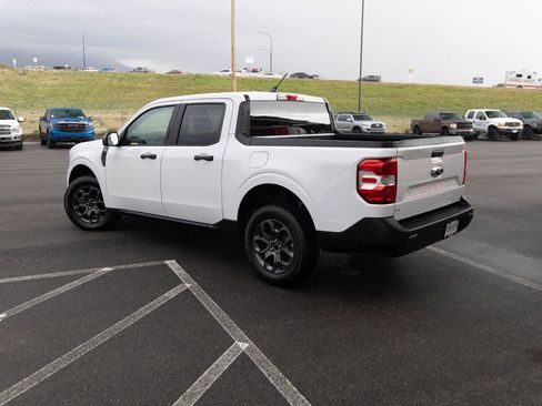 Used 2022 Ford Maverick XLT image 4