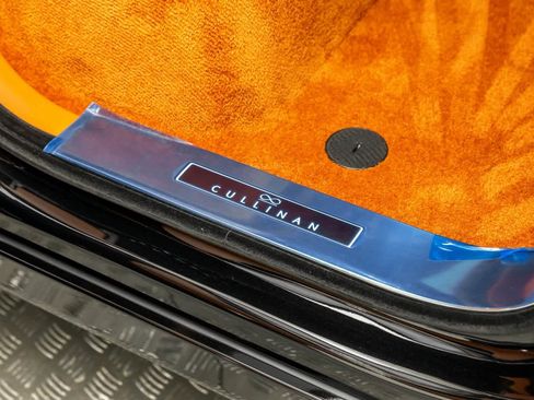 New 2026 Rolls-Royce Cullinan Black Badge image 58