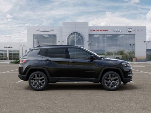 New 2026 Jeep Compass Limited image 21