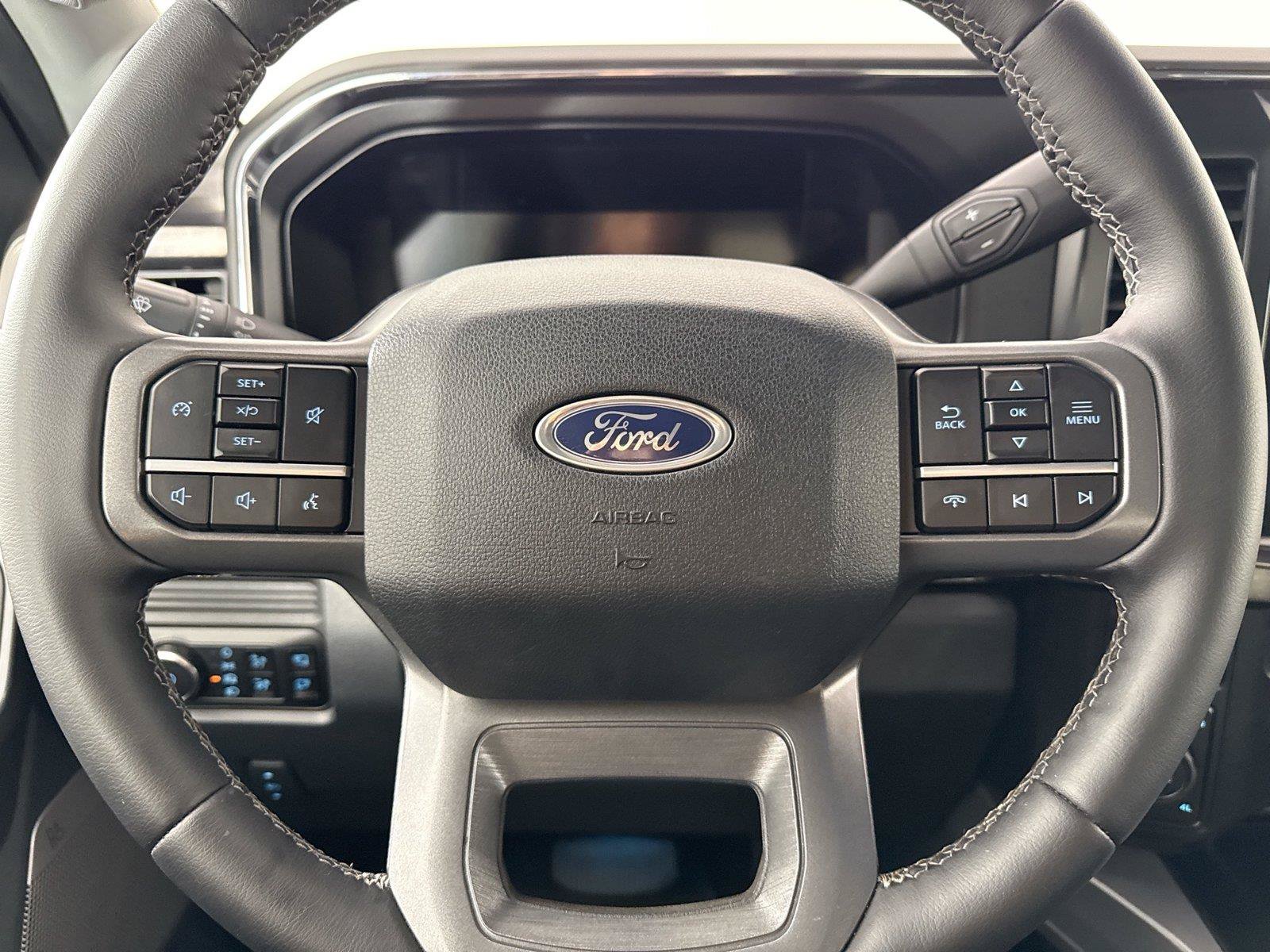 Used 2026 Ford F250 Lariat AWD/4WD image 17