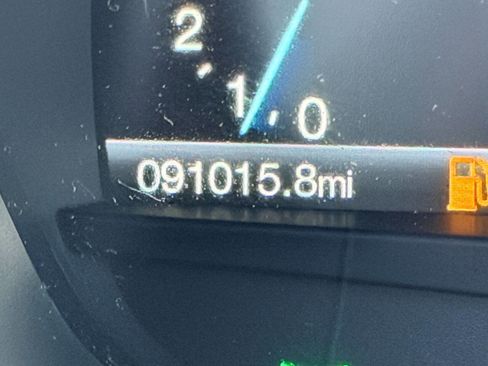 Used 2017 Ford Fusion SE w/ Equipment Group 201A image 47