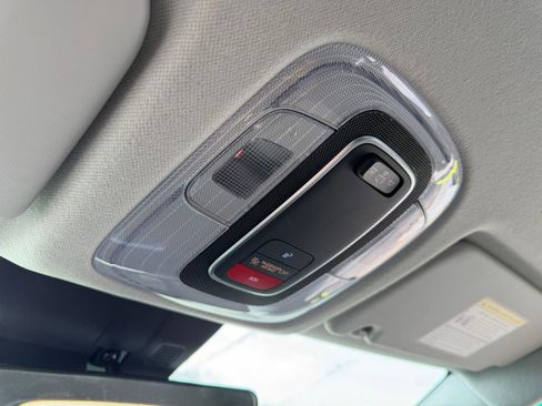 Used 2024 Hyundai Kona SE image 29