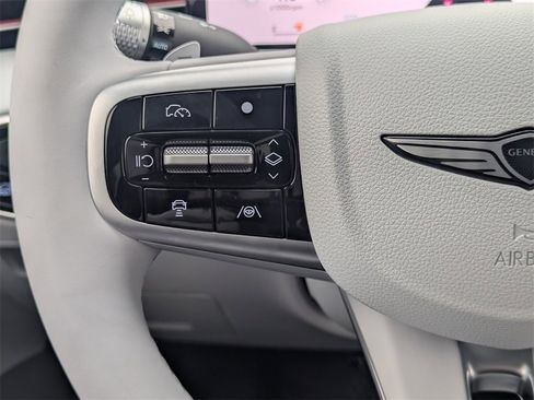 New 2026 Genesis GV70 2.5T Advanced image 16