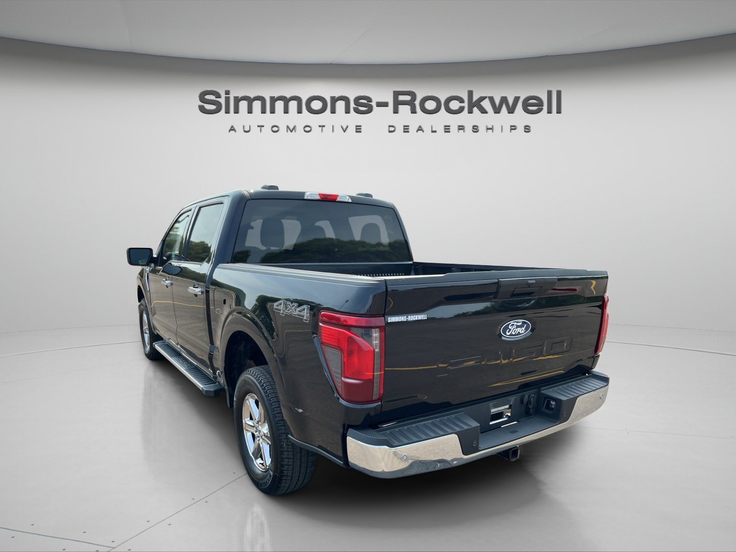 Used 2025 Ford F150 XLT w/ Equipment Group 301A Standard AWD/4WD image 3