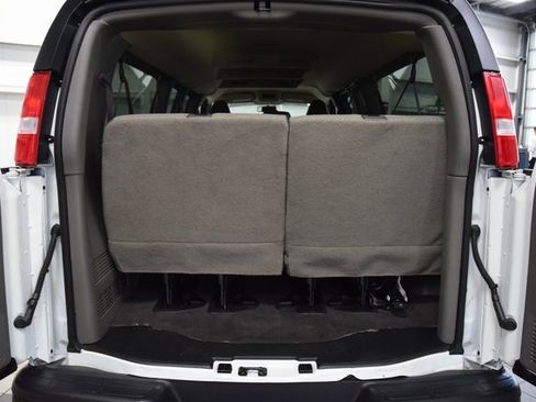 Used 2025 Chevrolet Express 3500 LS image 13