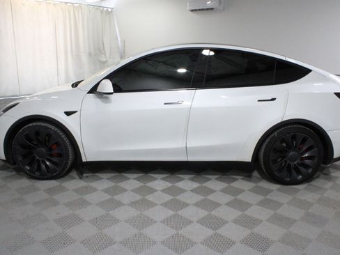Used 2020 Tesla Model Y Performance AWD/4WD image 28