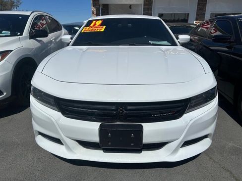 Used 2019 Dodge Charger SXT image 17