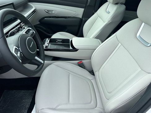 New 2026 Hyundai Tucson Limited image 9