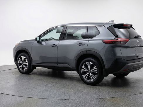 Used 2025 Nissan Rogue SV AWD/4WD image 6