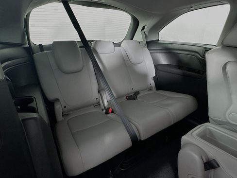 Certified 2018 Honda Odyssey EX-L image 29