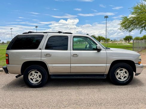 Used 2004 Chevrolet Tahoe LT w/ LT Preferred Equipment Group AWD/4WD image 6