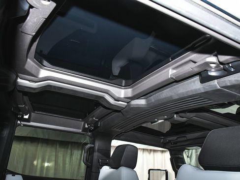 Used 2025 GMC Hummer EV 3X AWD/4WD image 53