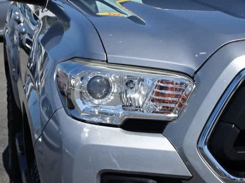 Certified 2020 Toyota Tacoma SR5 RWD image 5
