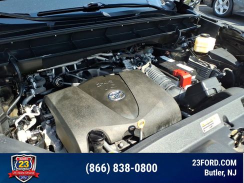 Used 2021 Toyota Highlander XLE AWD/4WD image 26