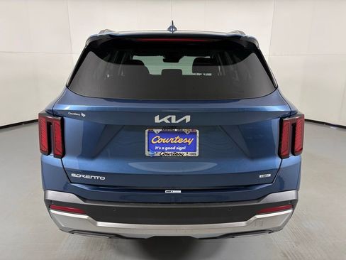 New 2026 Kia Sorento EX FWD image 8