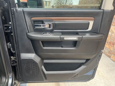 Used 2017 RAM 3500 Laramie image 17