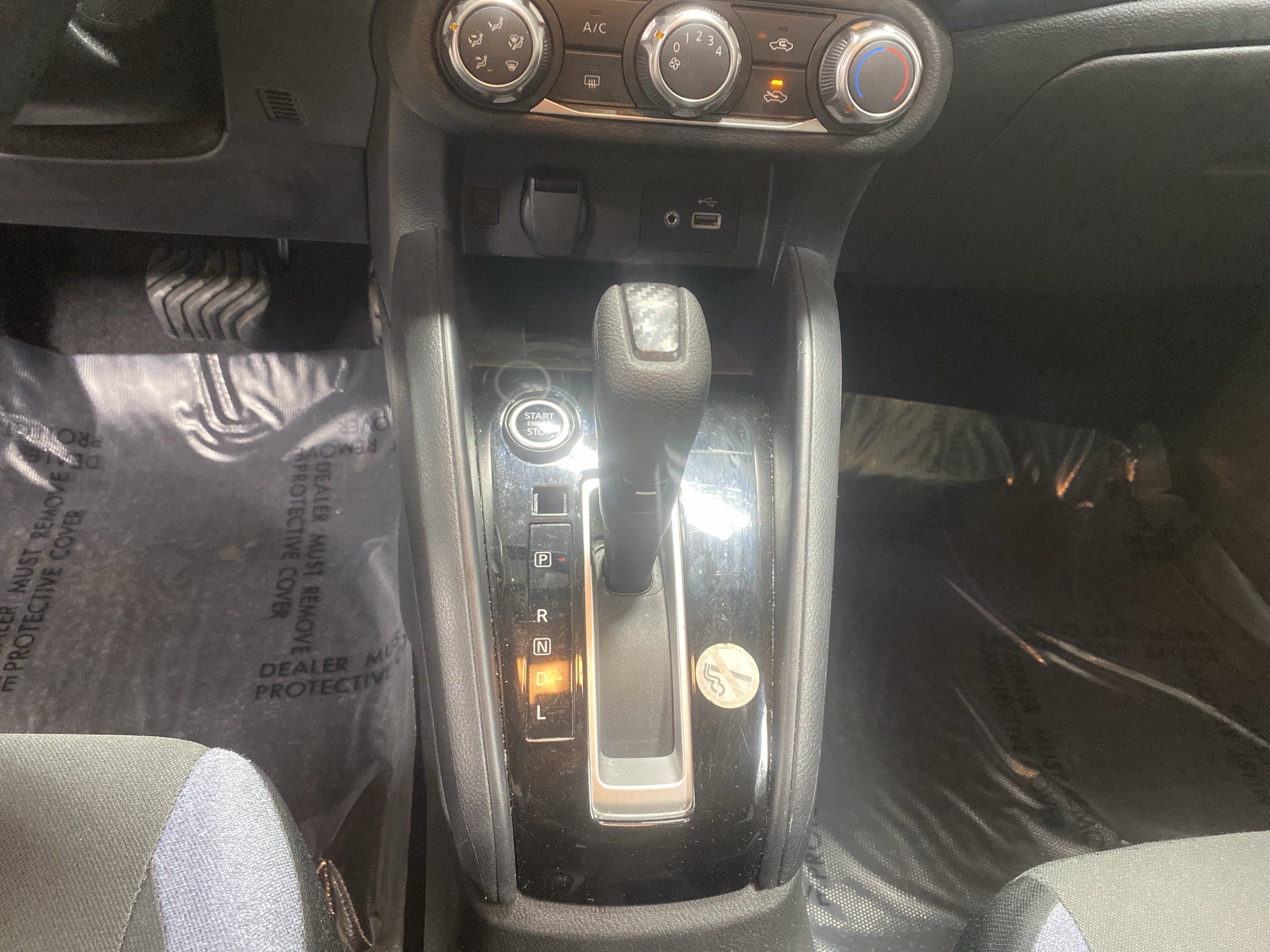 Used 2025 Nissan Versa SV FWD image 21