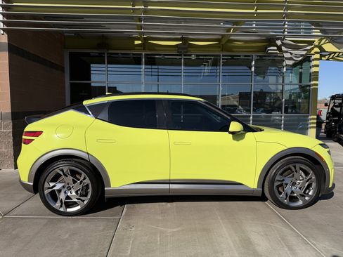 Used 2023 Genesis GV60 Performance image 8