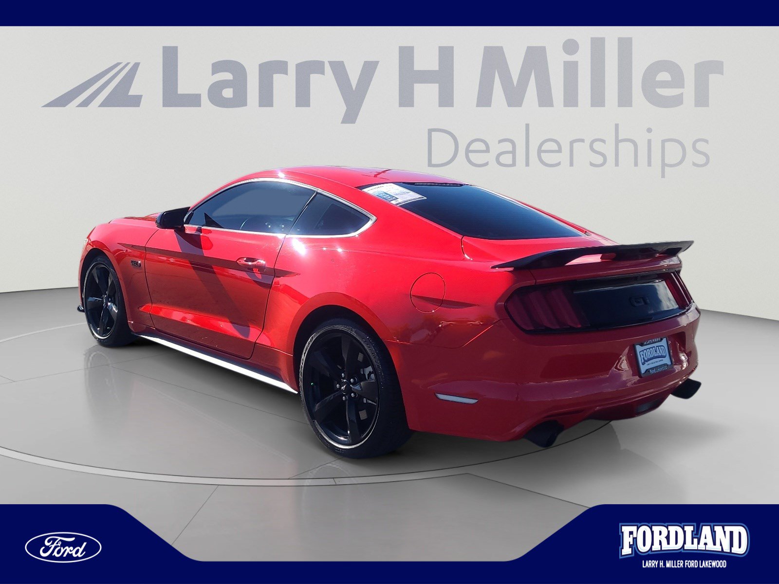 Used 2016 Ford Mustang GT w/ Black Accent Package RWD image 3