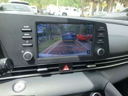 Used 2022 Hyundai Elantra SEL w/ Cargo Package FWD image 27
