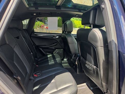 Used 2018 Porsche Macan S AWD/4WD image 26