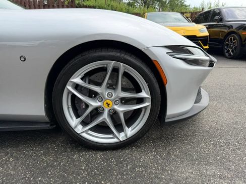 Used 2021 Ferrari Roma RWD image 12