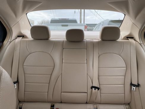 Used 2015 Mercedes-Benz C 300 4MATIC Sedan image 13