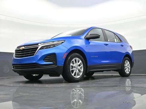 Used 2024 Chevrolet Equinox LS image 24