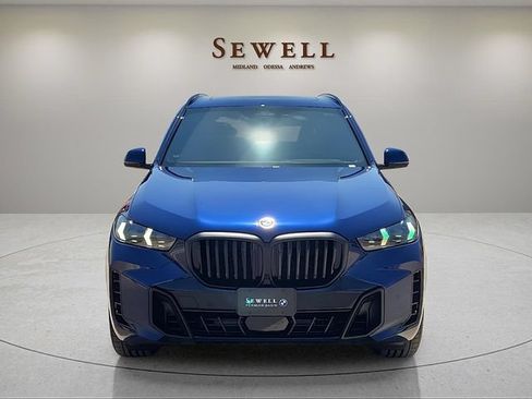 Used 2026 BMW X5 xDrive40i w/ M Sport Package AWD/4WD image 8