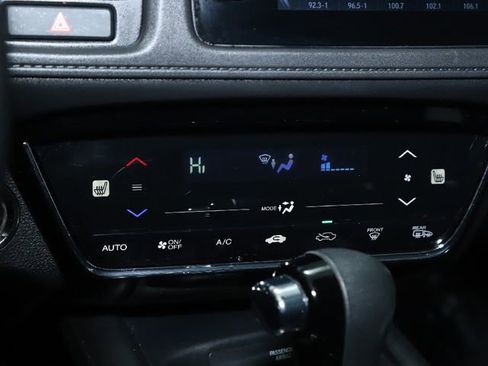 Used 2020 Honda HR-V Touring image 37