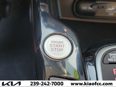 Certified 2022 Kia Soul S FWD image 30