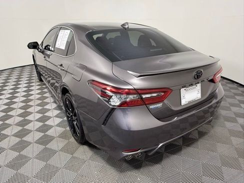 Used 2022 Toyota Camry XSE image 4