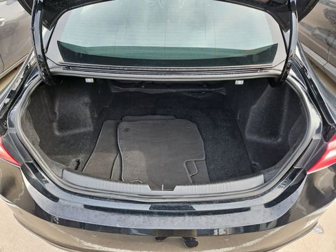 Used 2024 Chevrolet Malibu LT image 32