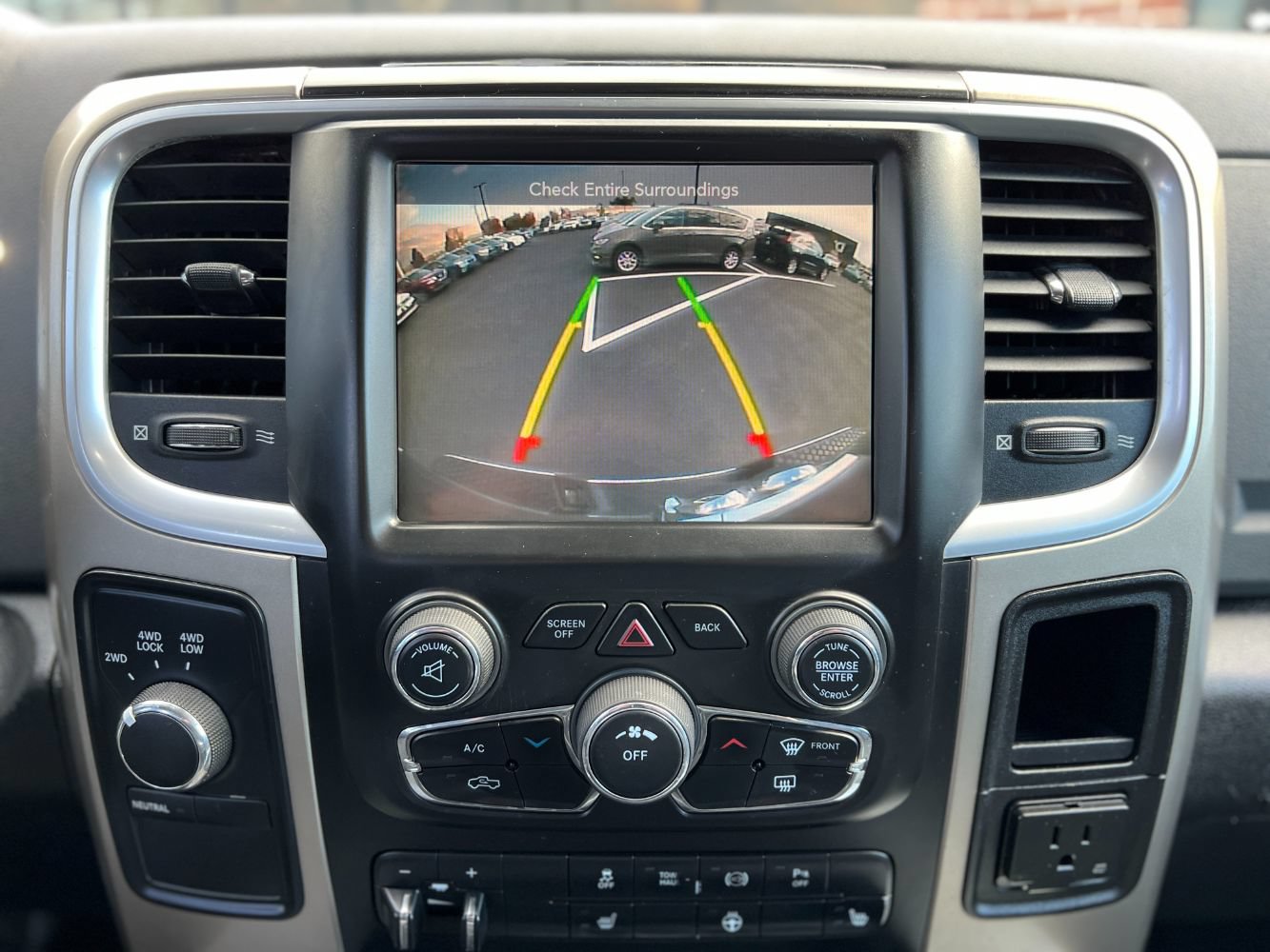 Used 2013 RAM 3500 Big Horn AWD/4WD image 17