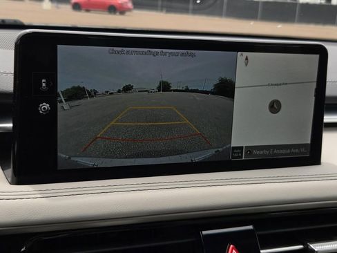 Used 2025 Genesis G70 2.5T RWD image 25