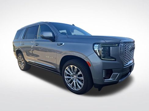 Used 2023 GMC Yukon Denali AWD/4WD image 2