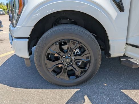 Used 2023 Ford F150 Lariat w/ Equipment Group 502A High image 40