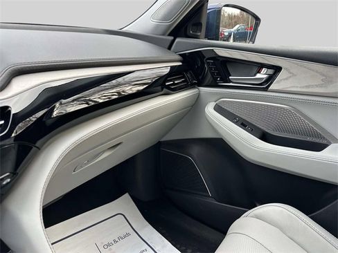 Used 2023 Acura MDX SH-AWD w/ Advance Package image 27